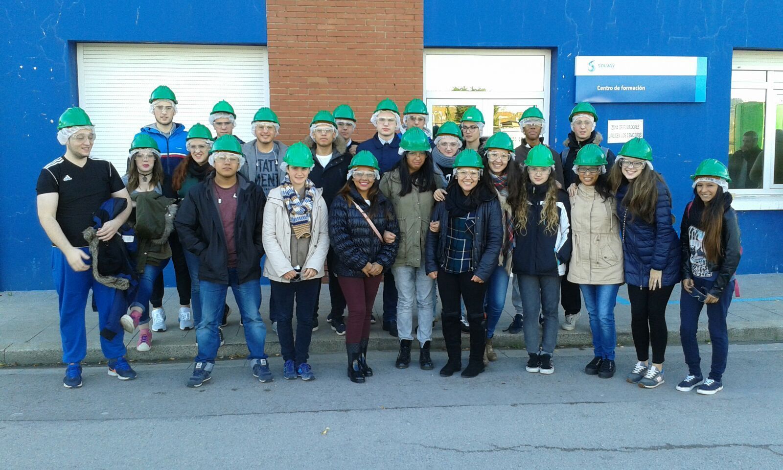 Alumnos del Colegio San Jos&eacute; de Santander visitan Solvay